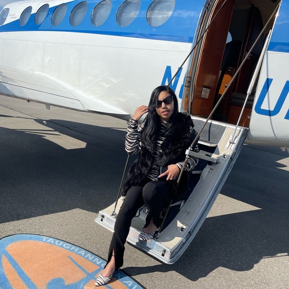 Meet your Posher, Victoria - Picture 4 of 4